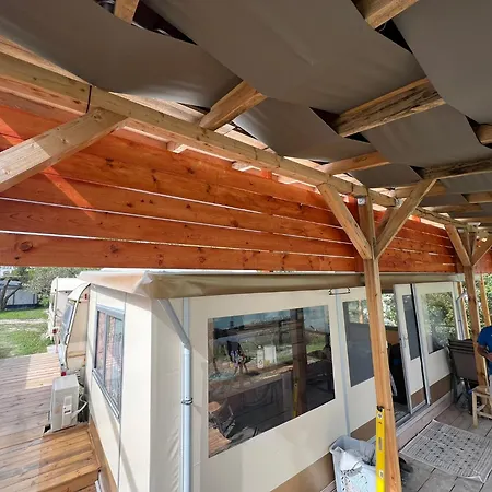 Karavana Tropicana Camping