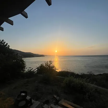 Karavana Tropicana Кемпинг *